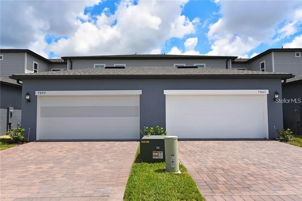 7055 Carrickbend Lane Orlando FL 32819