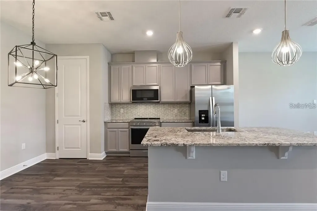 7055 Carrickbend Lane Orlando FL 32819