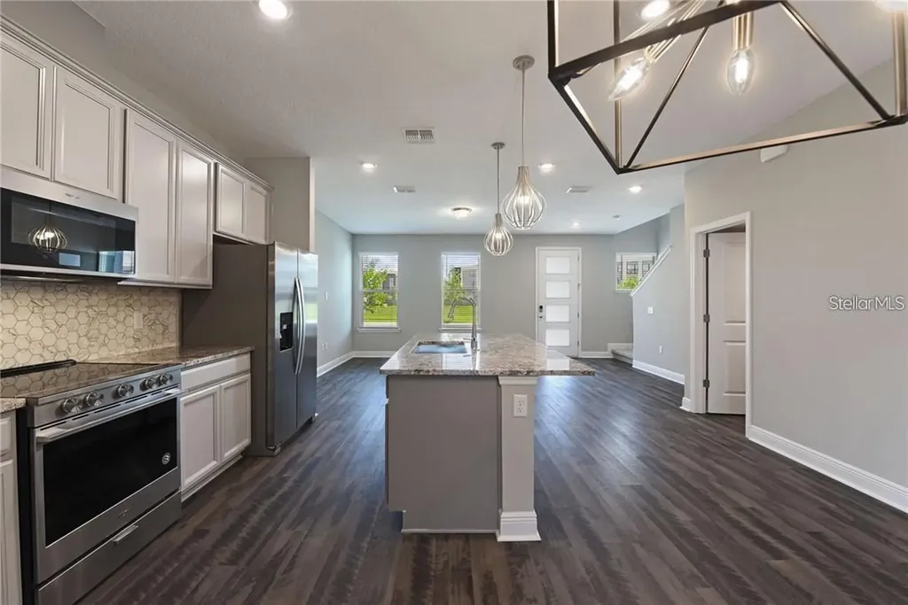 7055 Carrickbend Lane Orlando FL 32819
