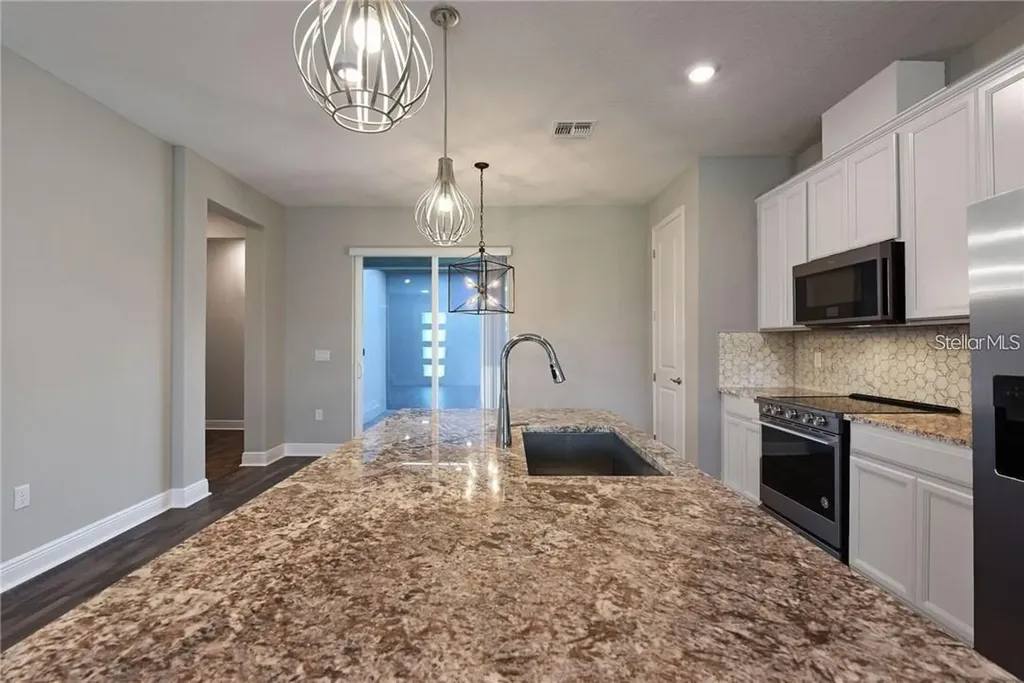 7055 Carrickbend Lane Orlando FL 32819