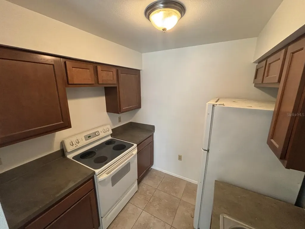 212 Dorchester Square Lake Mary FL 32746