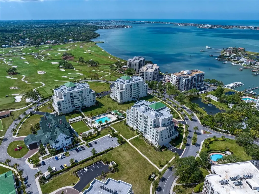 145 Belleview Boulevard Belleair FL 33756