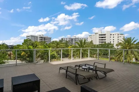 145 Belleview Boulevard Belleair FL 33756
