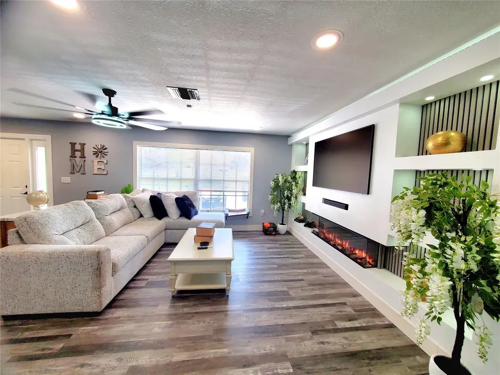 2837 Longleaf Lane Palm Harbor FL 34684