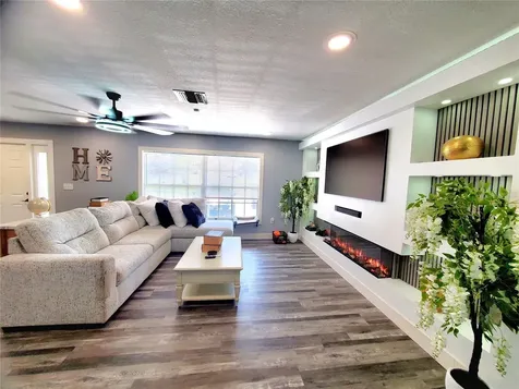 2837 Longleaf Lane Palm Harbor FL 34684