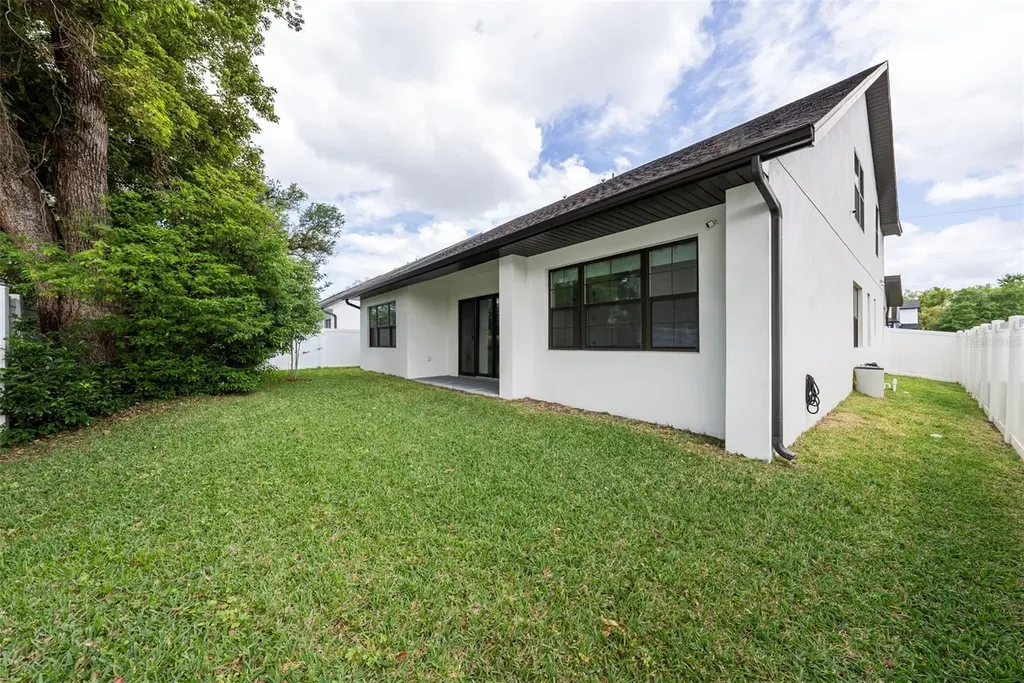 3202 W Arch Street Tampa FL 33607