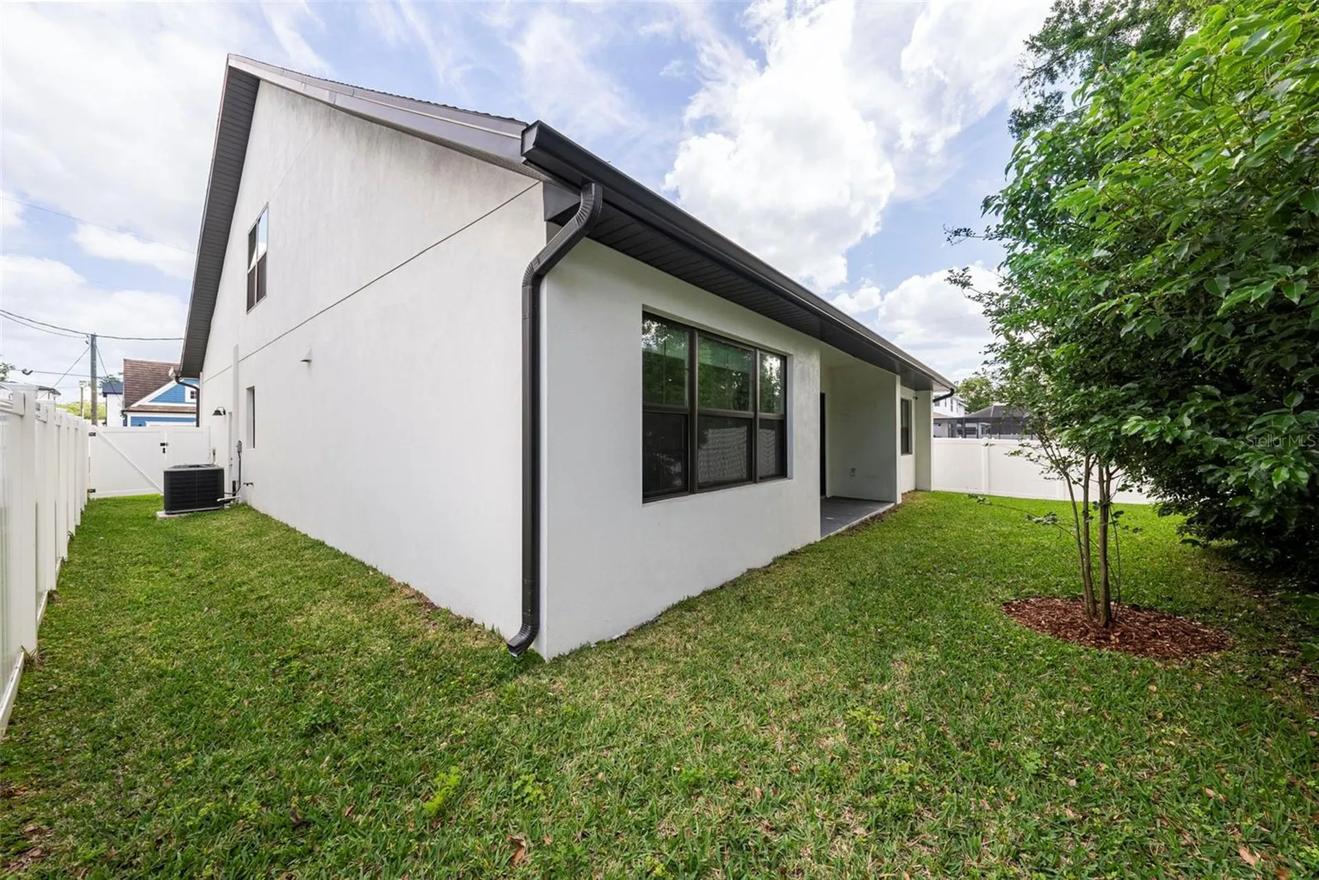 3202 W Arch Street Tampa FL 33607