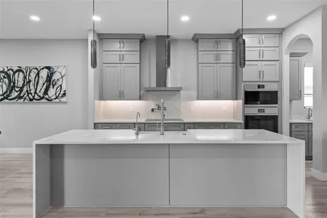 3202 W Arch Street Tampa FL 33607
