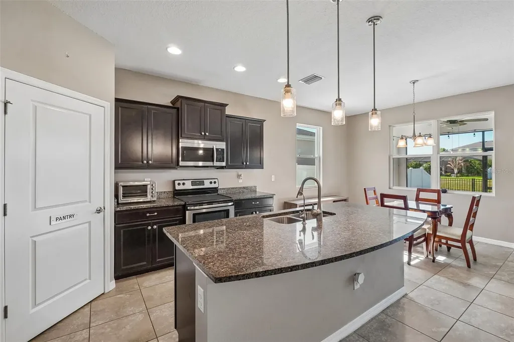 10613 Scenic Hollow Drive Riverview FL 33578