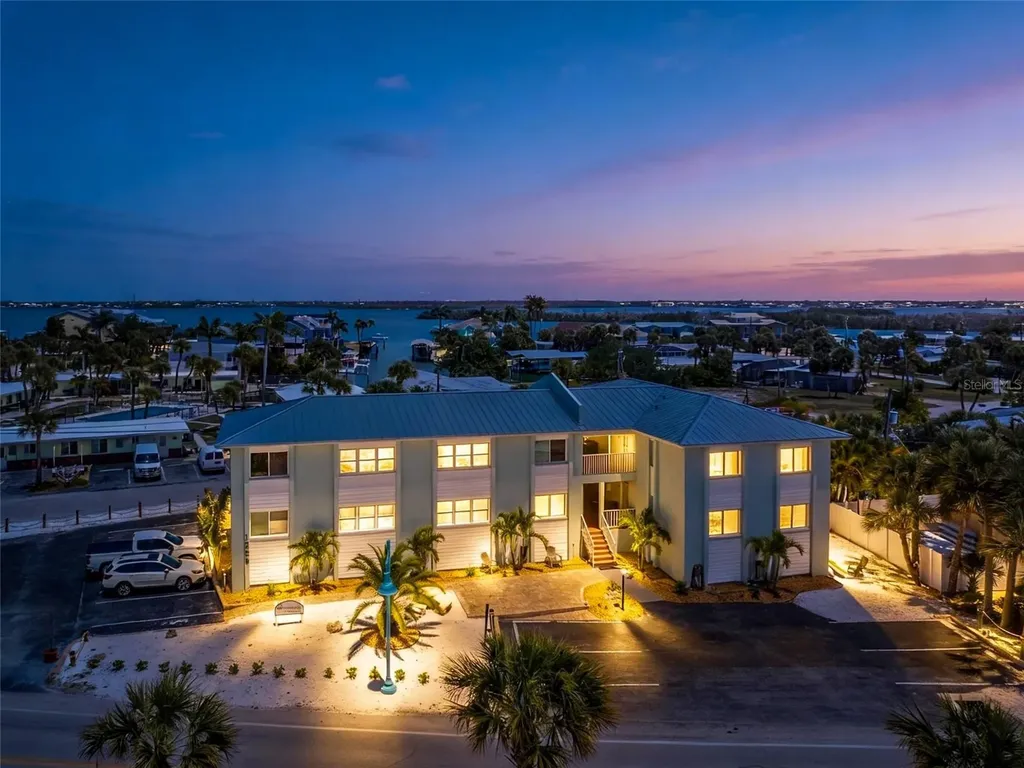 1285 Gulf Boulevard Englewood FL 34223
