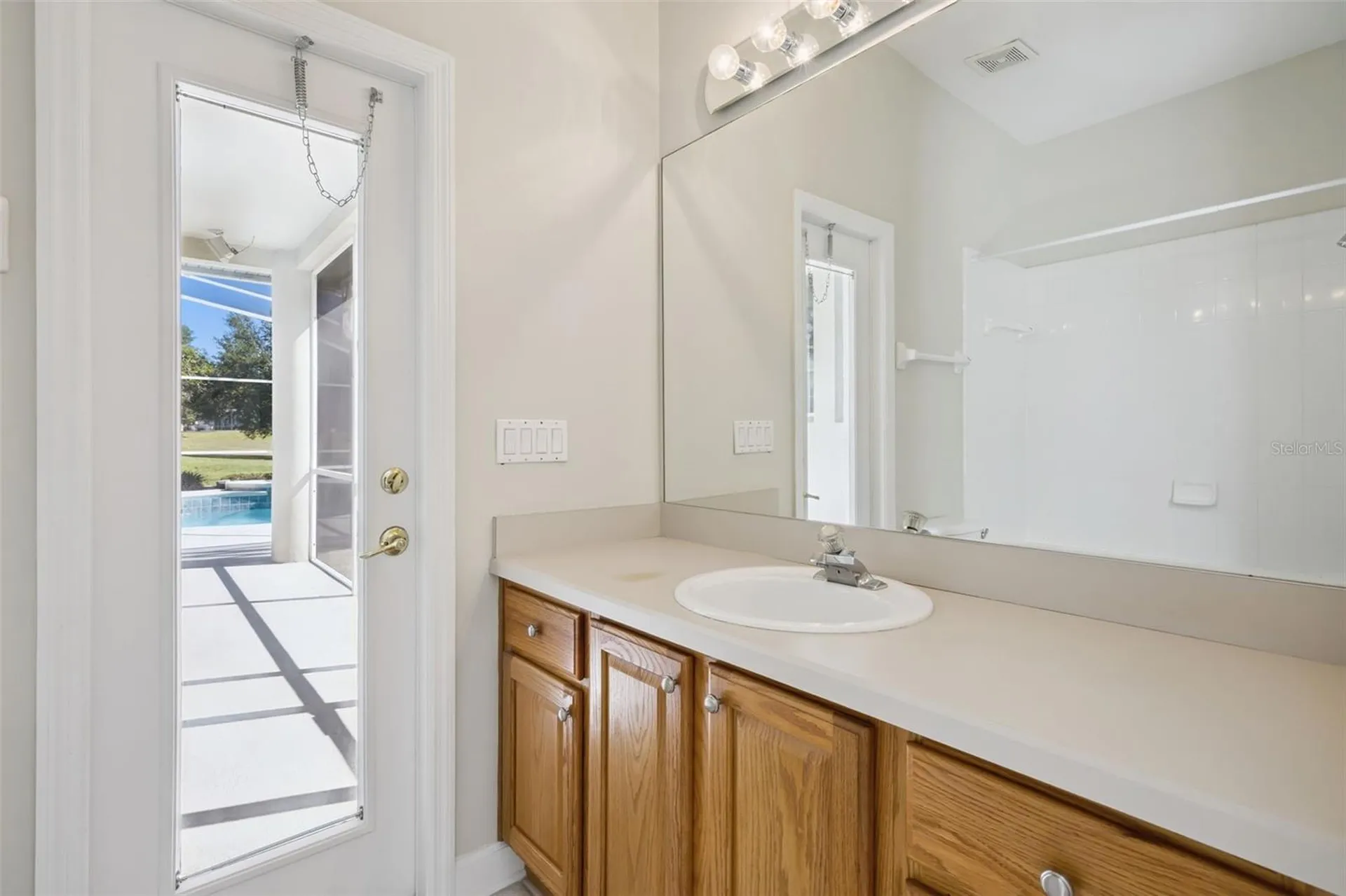 2347 Warren Woods Drive Orlando FL 32835
