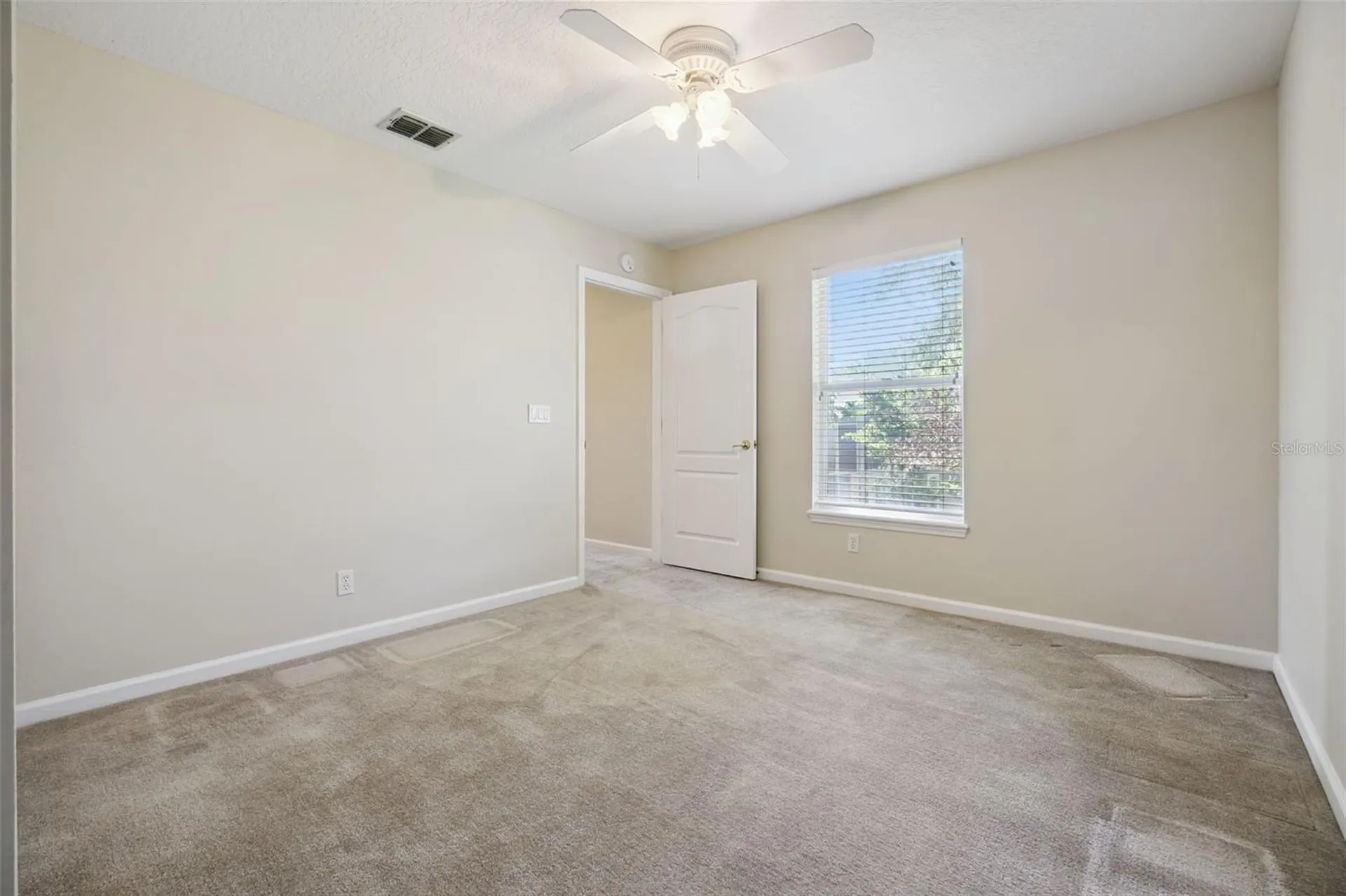 2347 Warren Woods Drive Orlando FL 32835