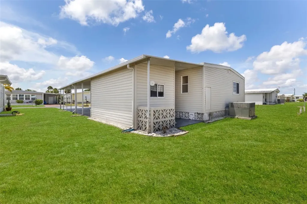 322 Robalo North Port FL 34287