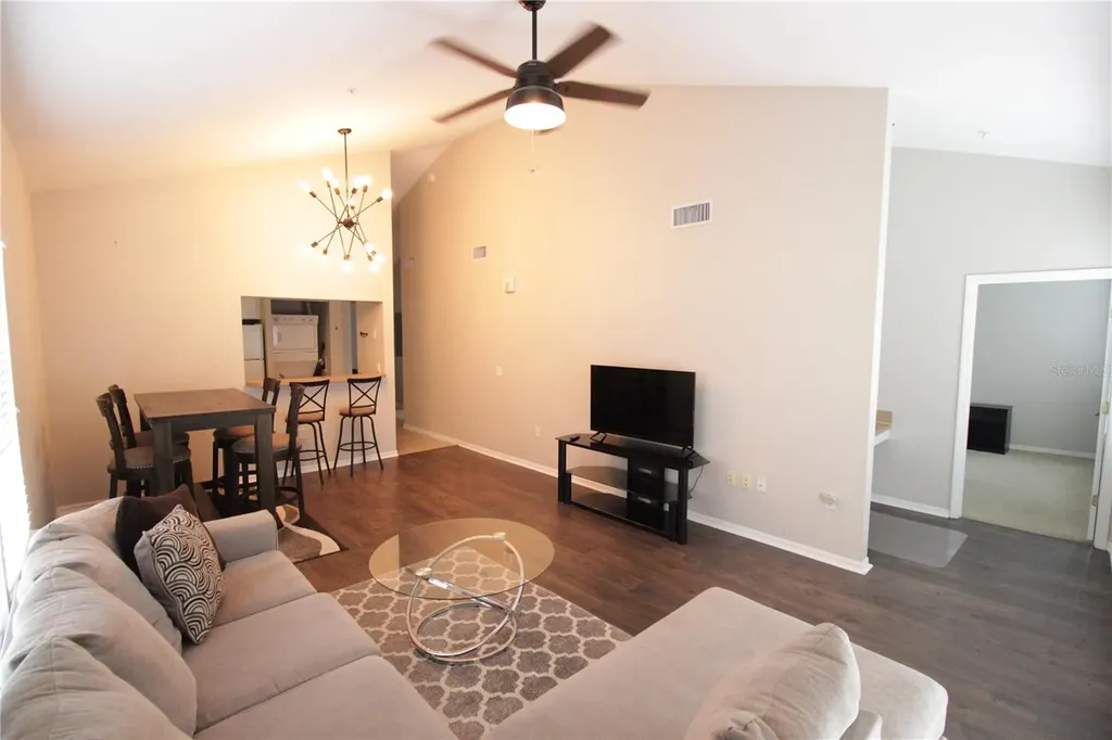9158 SW 51st Road Gainesville FL 32608