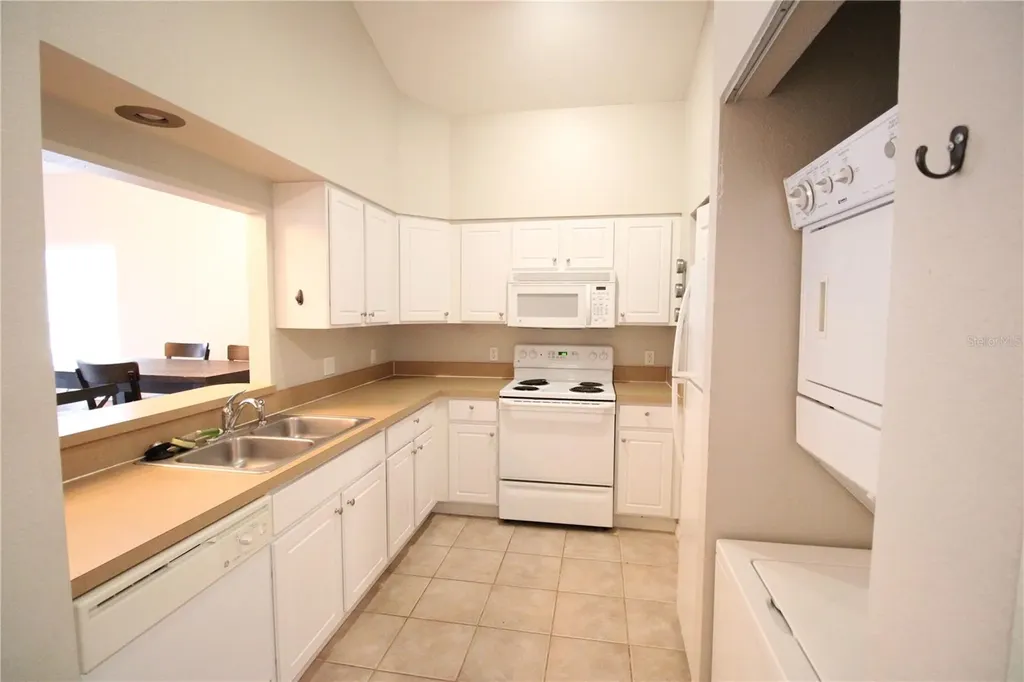 9158 SW 51st Road Gainesville FL 32608