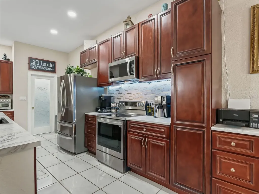 7157 Knoxville Drive Webster FL 33597