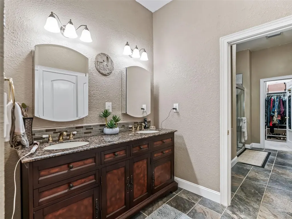 7157 Knoxville Drive Webster FL 33597