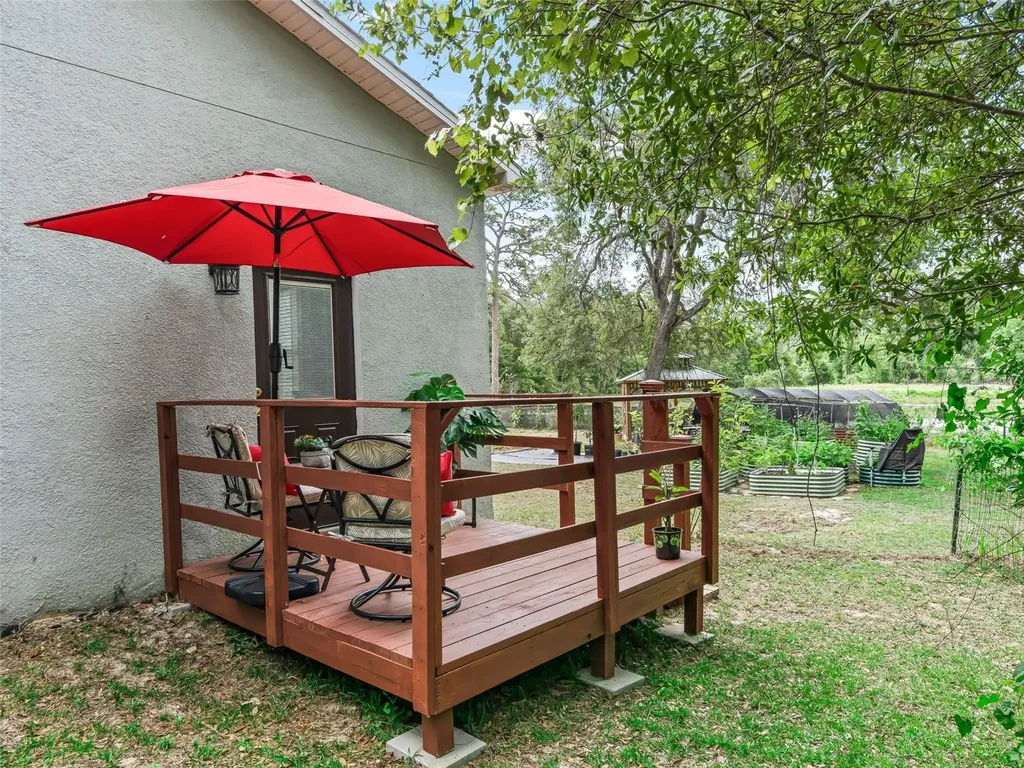 7157 Knoxville Drive Webster FL 33597