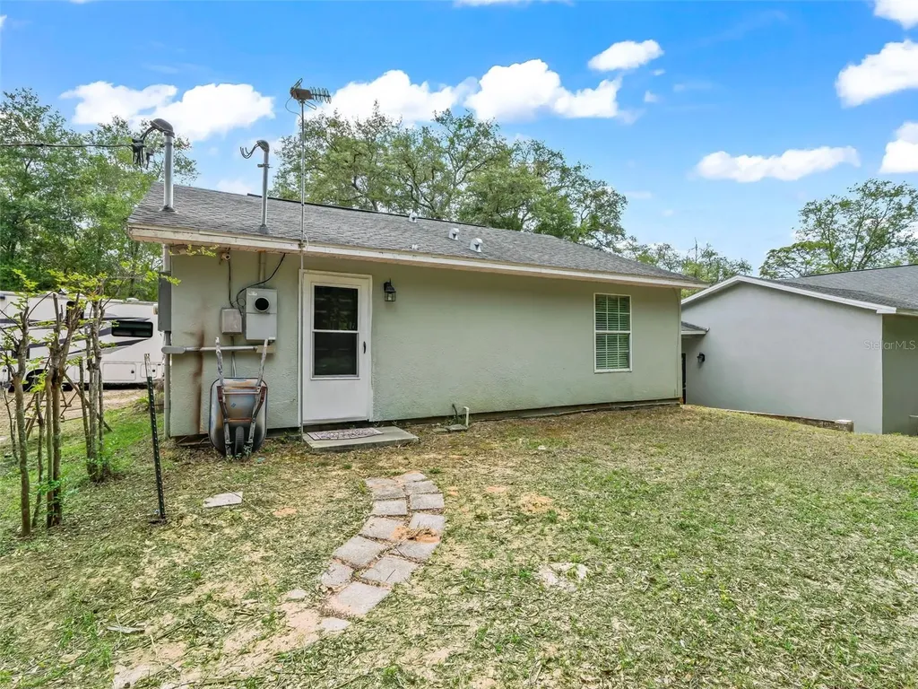 7157 Knoxville Drive Webster FL 33597