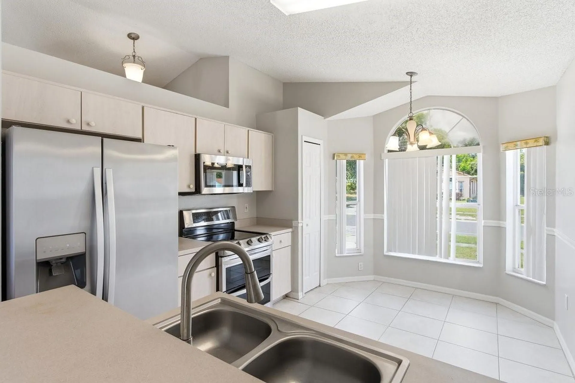 1537 Ridge Pointe Drive Orlando FL 32808
