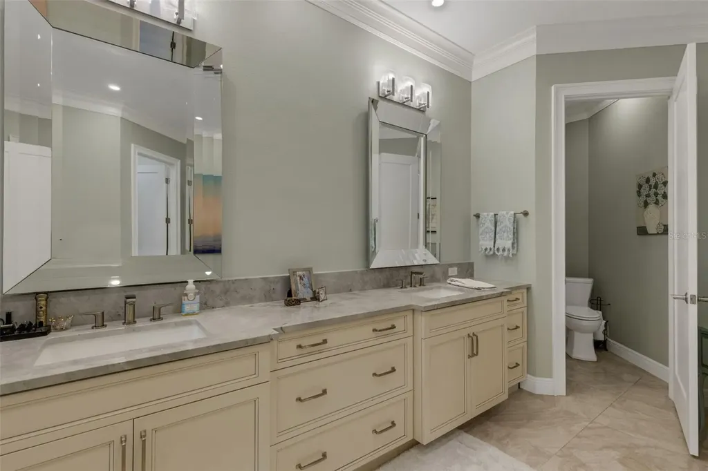 7732 Donald Ross Road W Sarasota FL 34240
