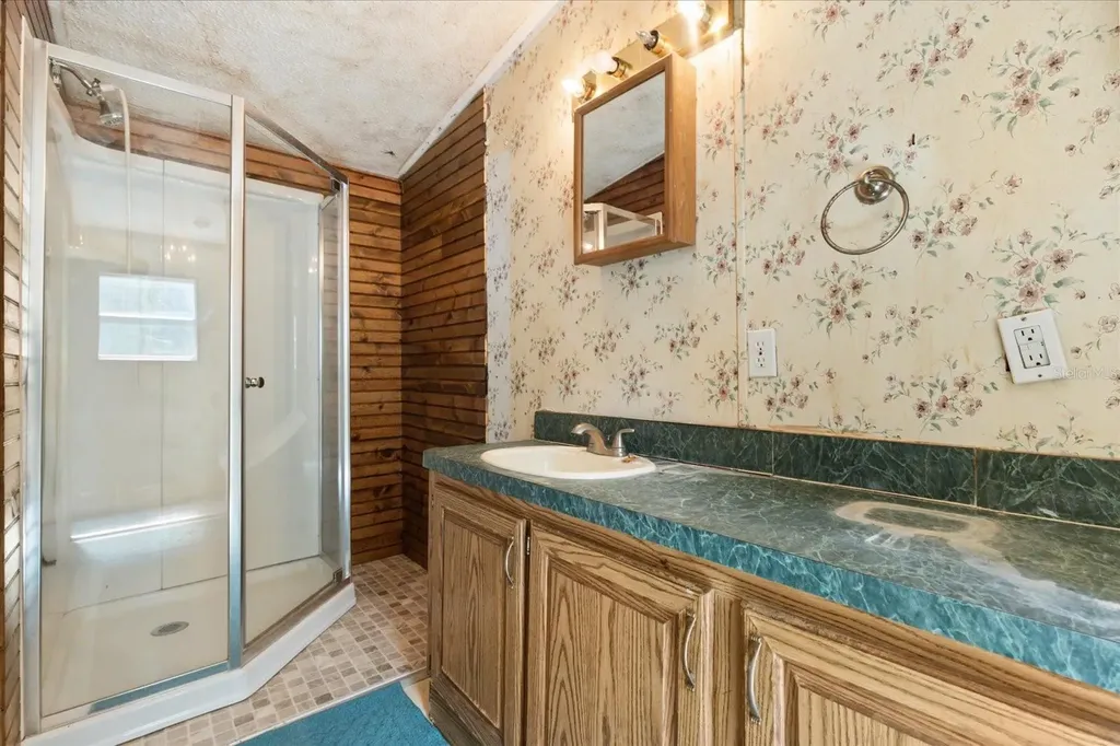 8332 Gibson Oaks Drive Lakeland FL 33809