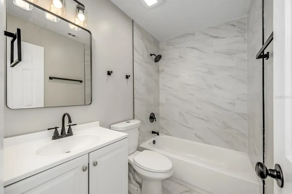 1430 Valerius Street SE Palm Bay FL 32909