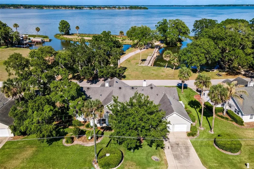 911 Beverly Harbors Drive Leesburg FL 34748