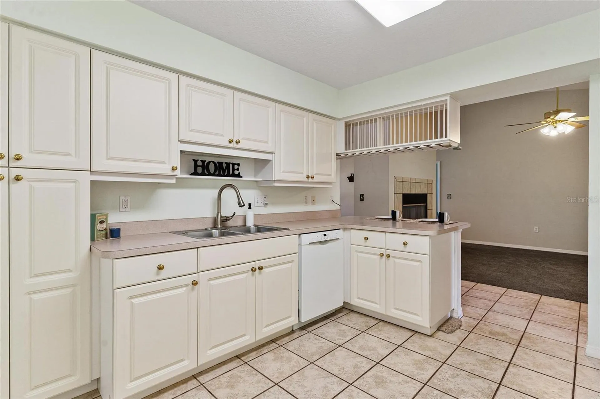 911 Beverly Harbors Drive Leesburg FL 34748