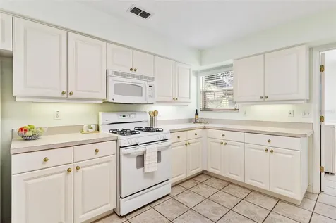 911 Beverly Harbors Drive Leesburg FL 34748