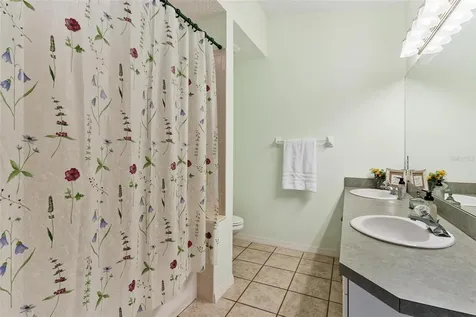 911 Beverly Harbors Drive Leesburg FL 34748