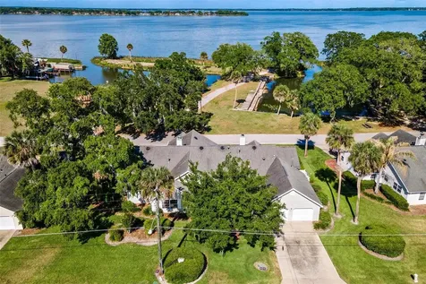 911 Beverly Harbors Drive Leesburg FL 34748