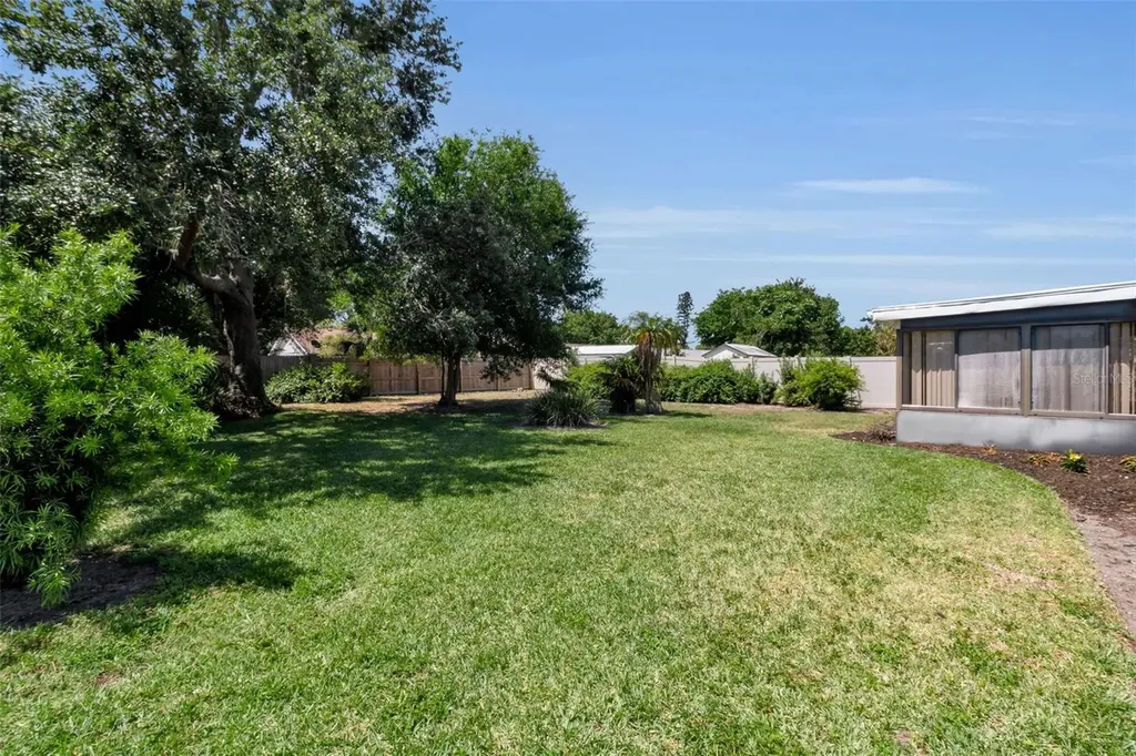6707 35th Avenue W Bradenton FL 34209