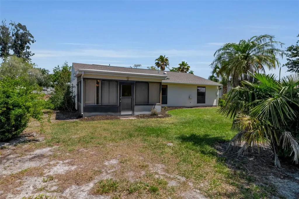 6707 35th Avenue W Bradenton FL 34209
