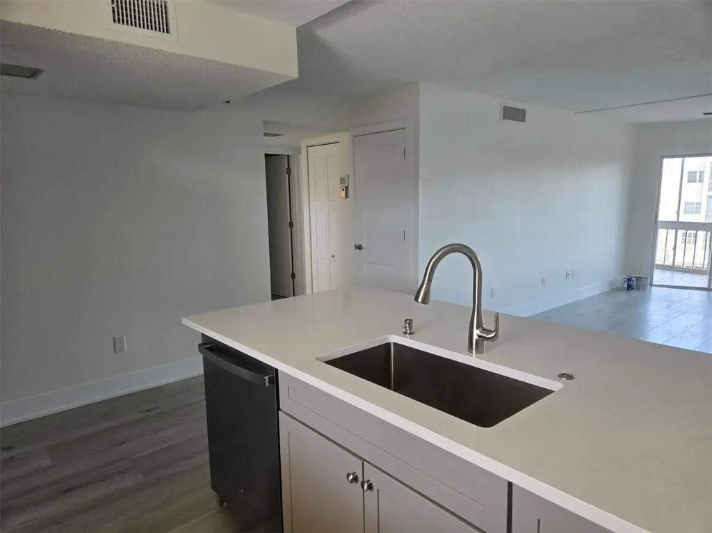 1300 N Portofino Drive Sarasota FL 34242