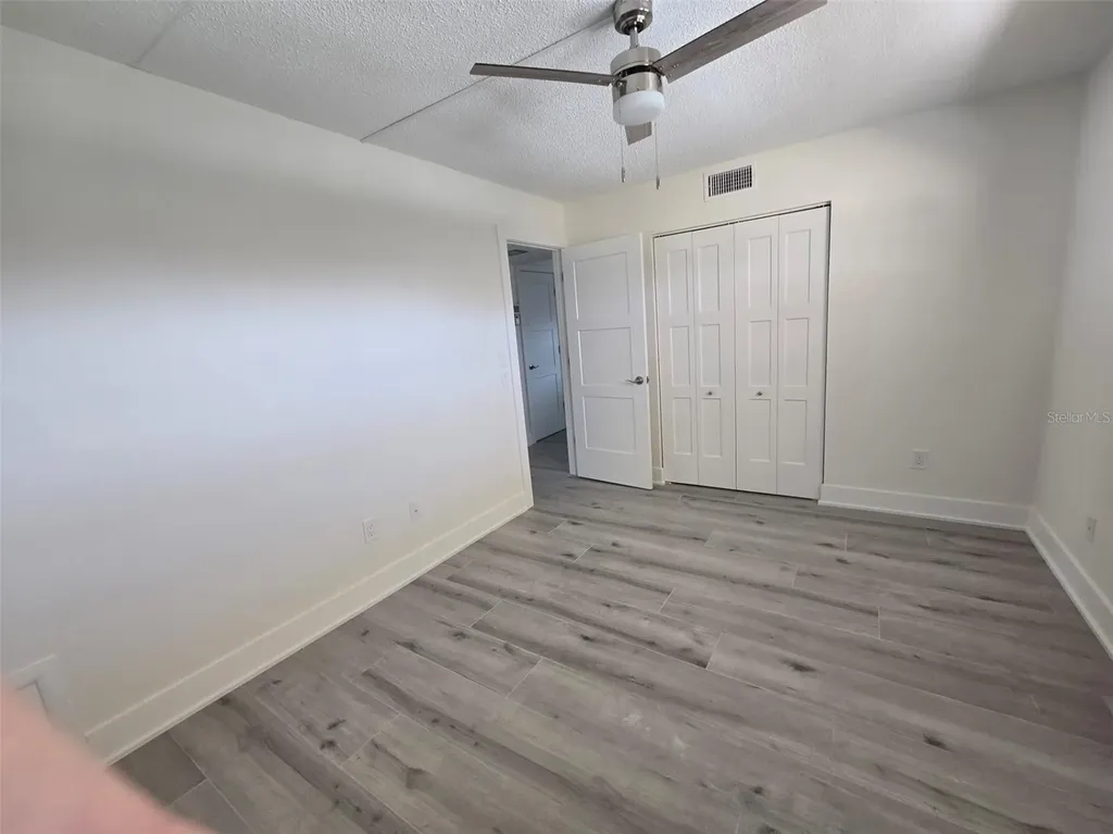 1300 N Portofino Drive Sarasota FL 34242