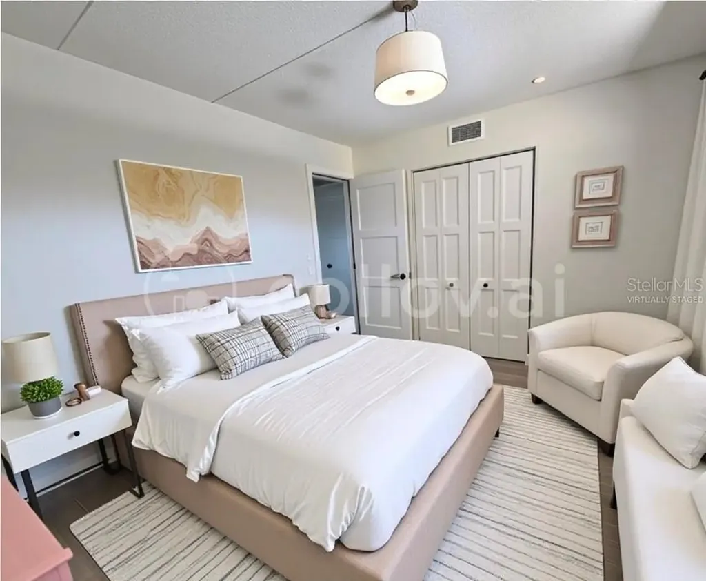 1300 N Portofino Drive Sarasota FL 34242