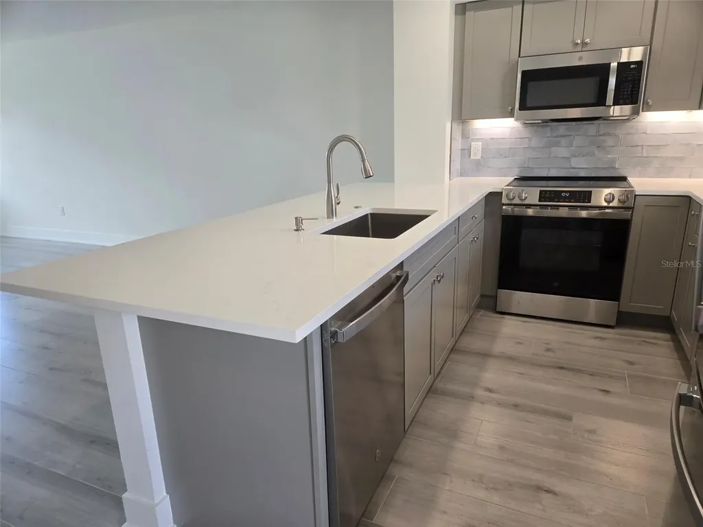 1300 N Portofino Drive Sarasota FL 34242