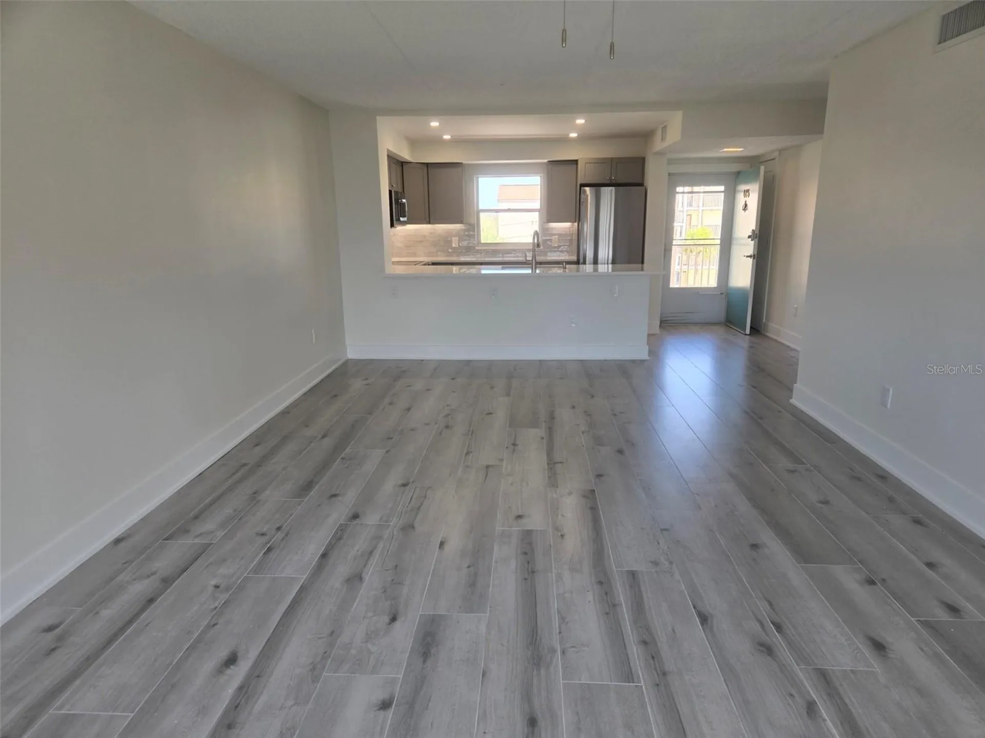 1300 N Portofino Drive Sarasota FL 34242
