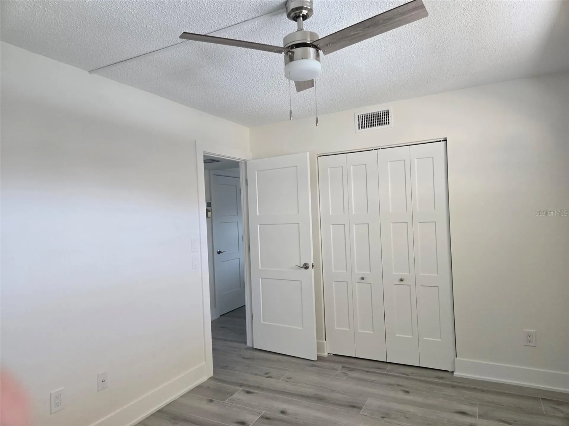 1300 N Portofino Drive Sarasota FL 34242