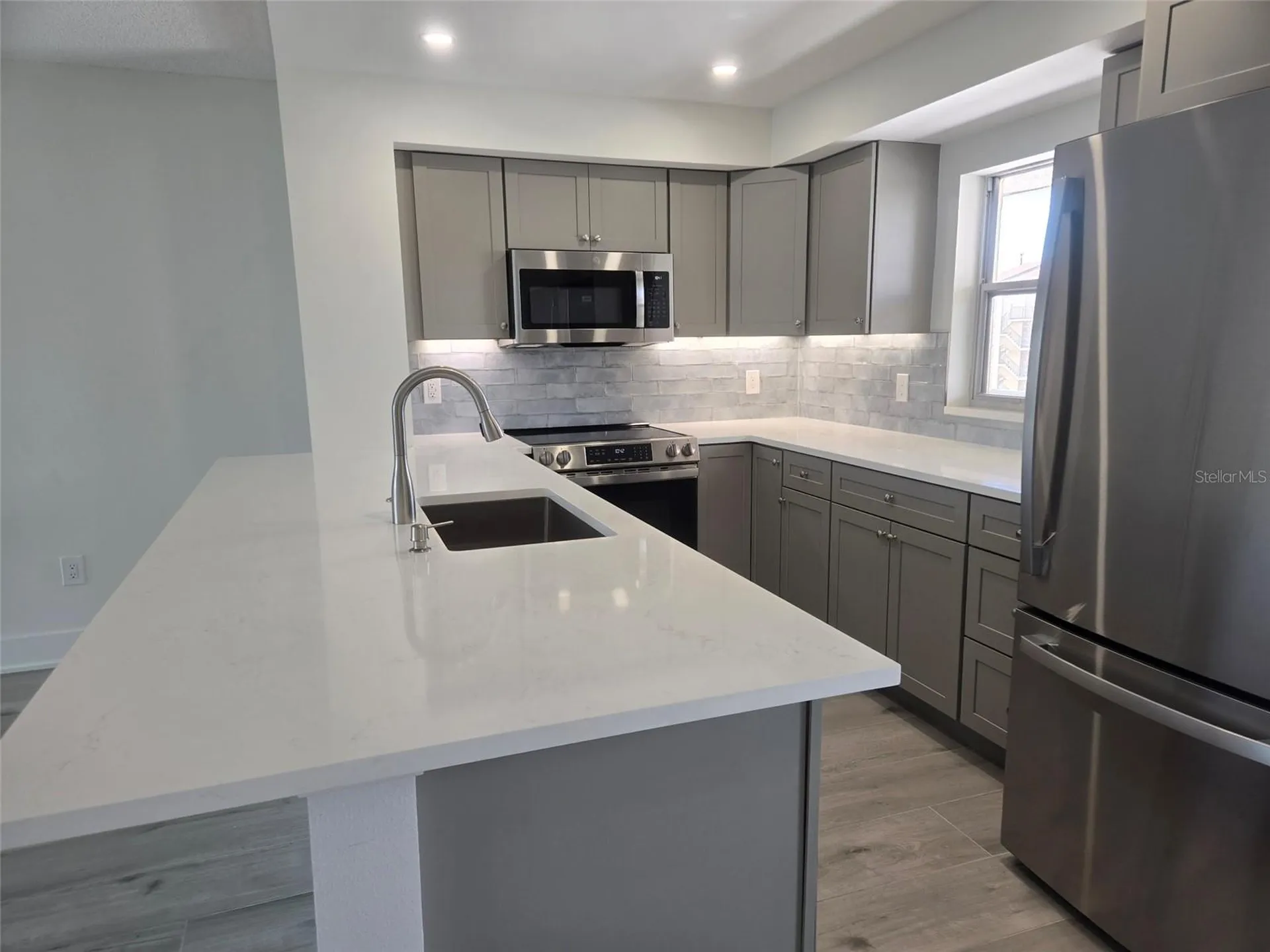 1300 N Portofino Drive Sarasota FL 34242