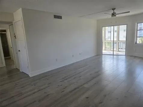 1300 N Portofino Drive Sarasota FL 34242