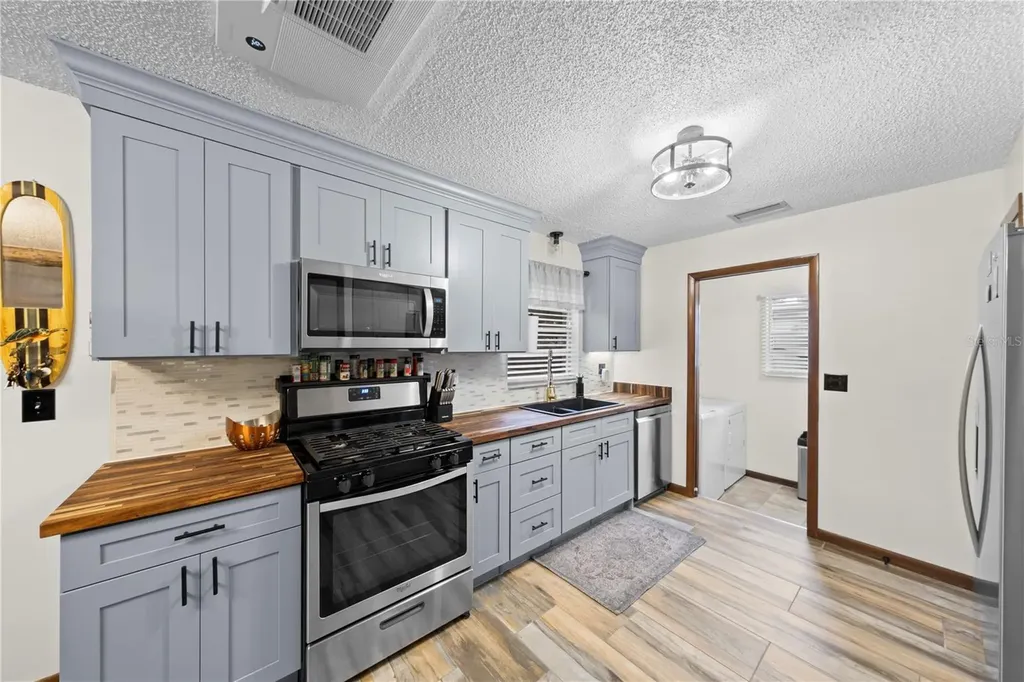 1820 SE 175th Terrace Road Silver Springs FL 34488