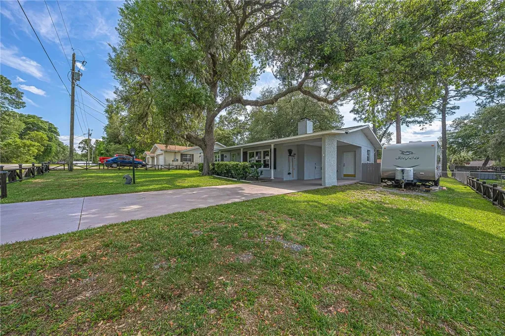 1820 SE 175th Terrace Road Silver Springs FL 34488