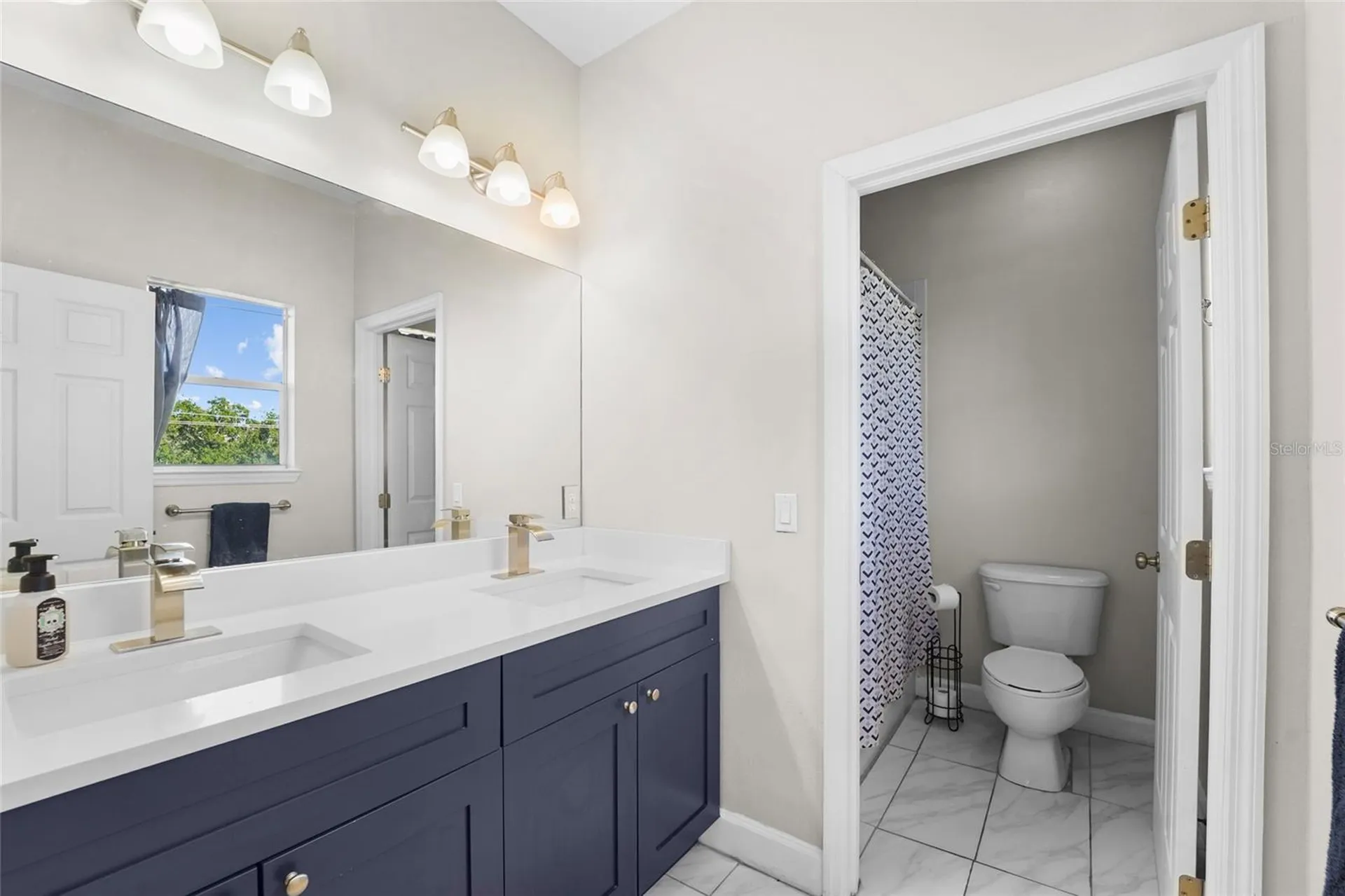 5301 Escena Court Tampa FL 33611
