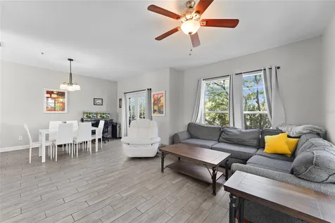 5301 Escena Court Tampa FL 33611