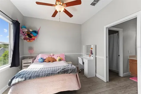 5301 Escena Court Tampa FL 33611