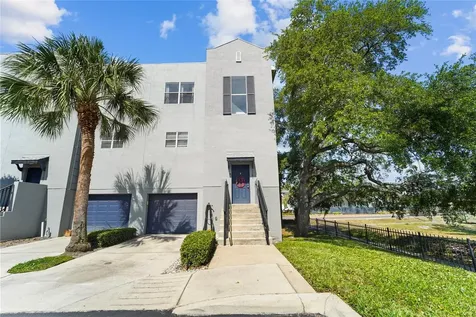5301 Escena Court Tampa FL 33611