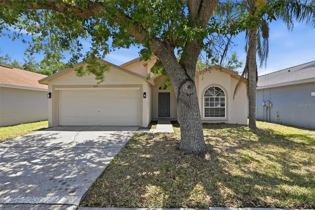 1653 Portsmouth Lake Drive Brandon FL 33511
