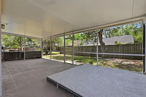 1653 Portsmouth Lake Drive Brandon FL 33511